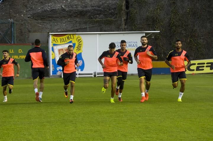 ENTRENAMIENTO DE LA UD LAS PALMAS