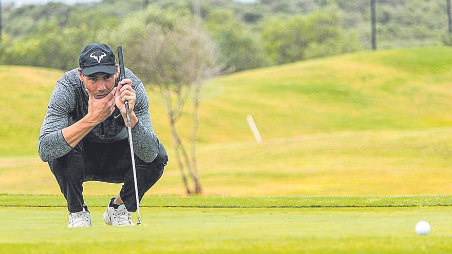 Rafa Nadal finaliza en sexta posición en el regional de golf.