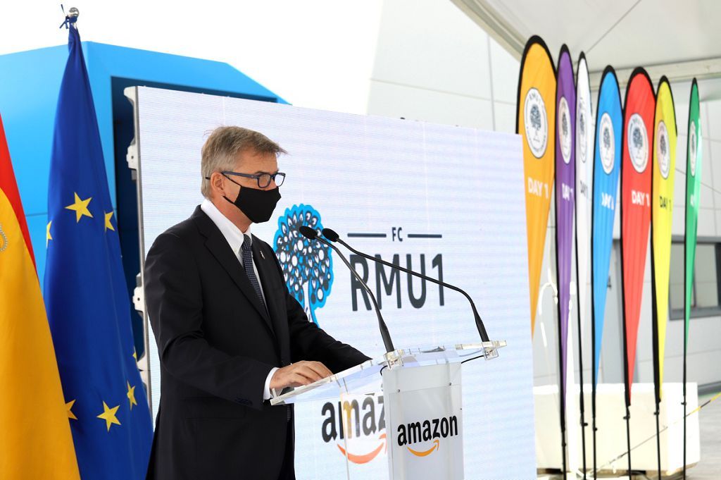 Inauguración del centro logístico de Amazon en Murcia