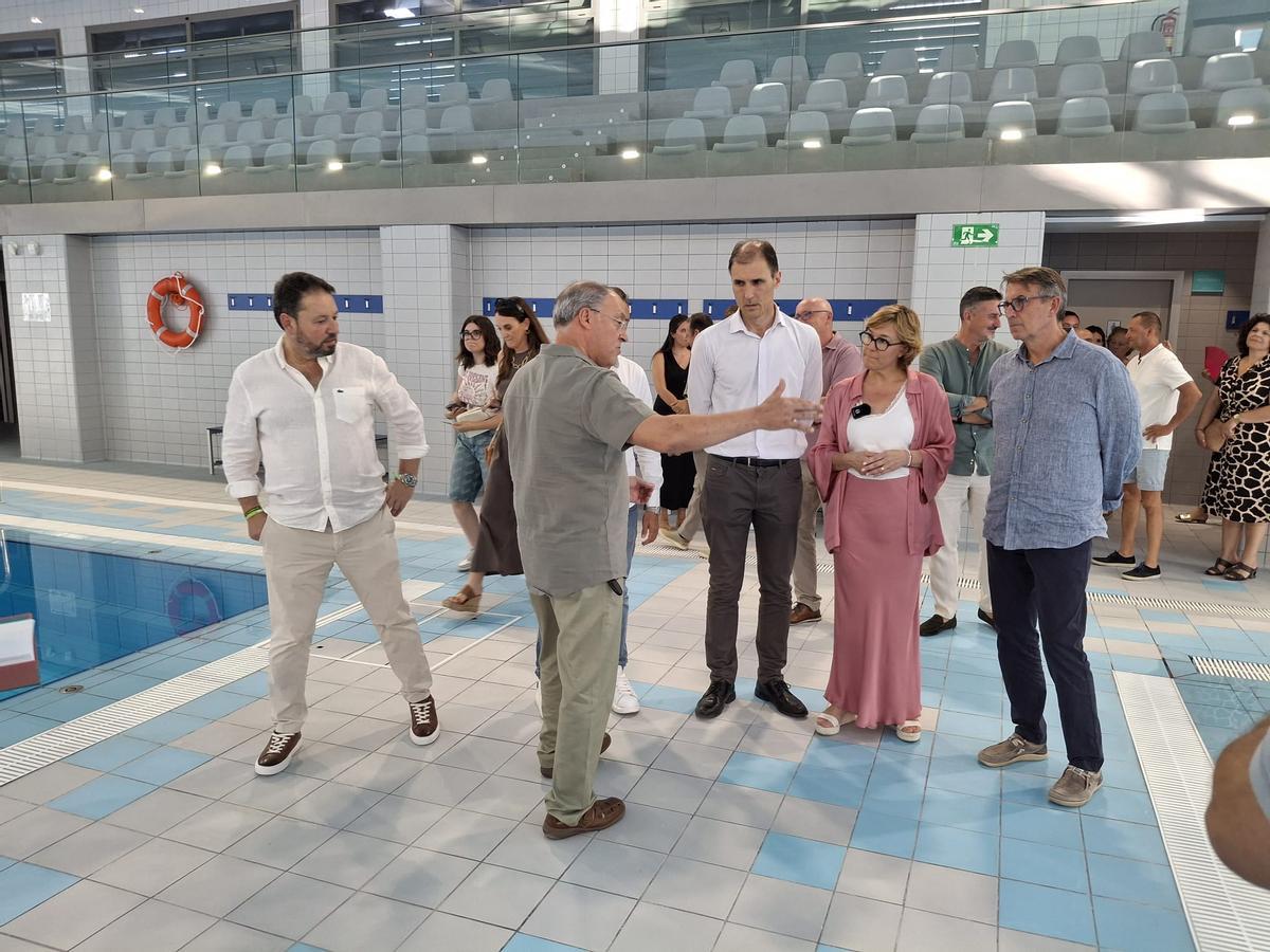 Día histórico en Xàbia: abre la piscina climatizada tras más de 20 años de reivindicarla (imágenes)
