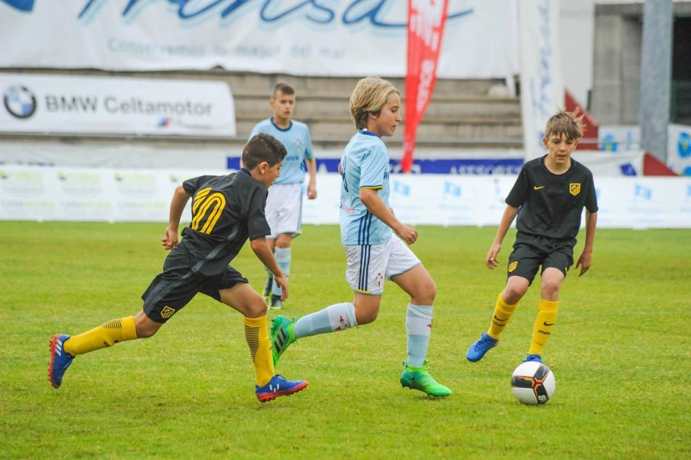 El arranque del Arousa Fútbol-7 trae a la localidad este fin de semana visitantes venidos de hasta siete países