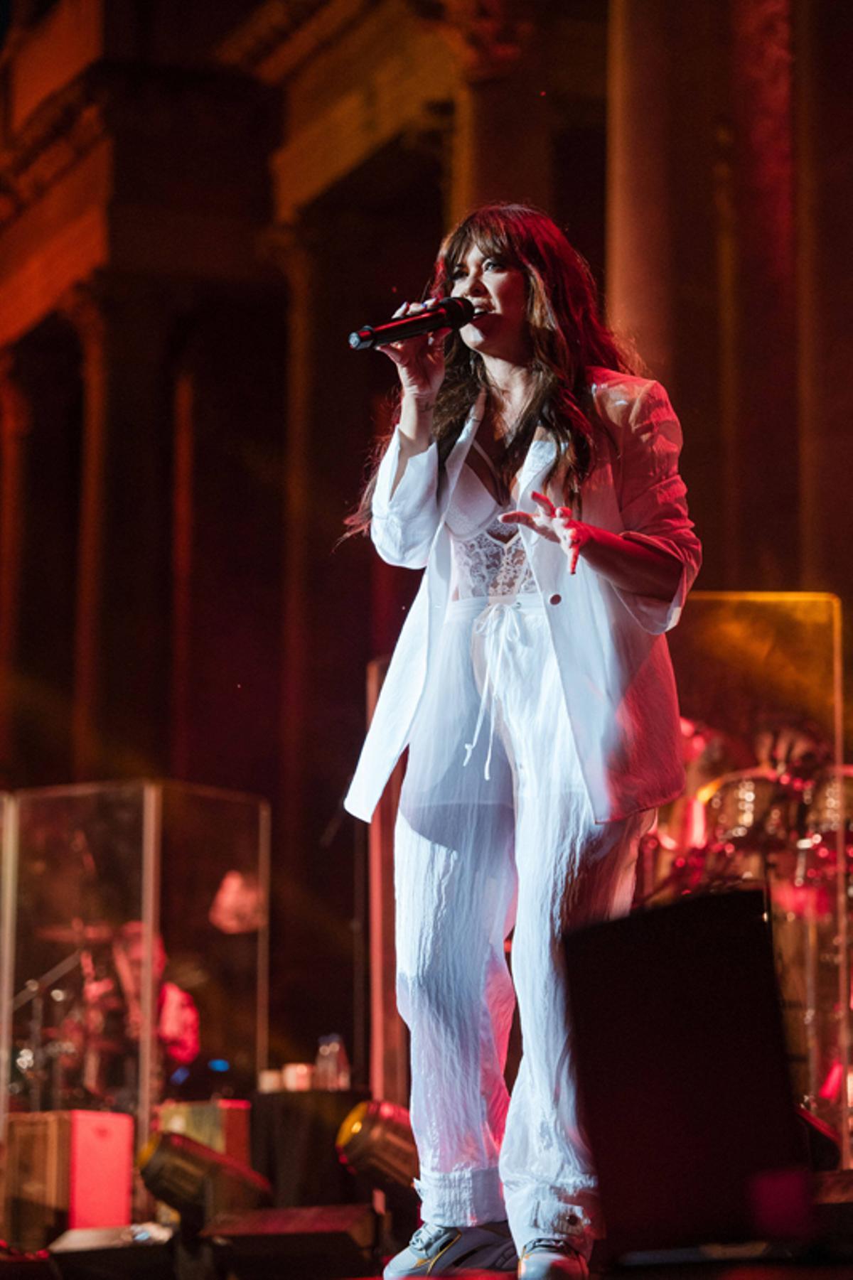 Fotogalería | Así fue el concierto de Vanesa Martín en el Teatro Romano de Mérida