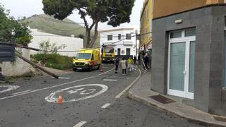 Un herido tras derribar un camión un cableado en San Lorenzo