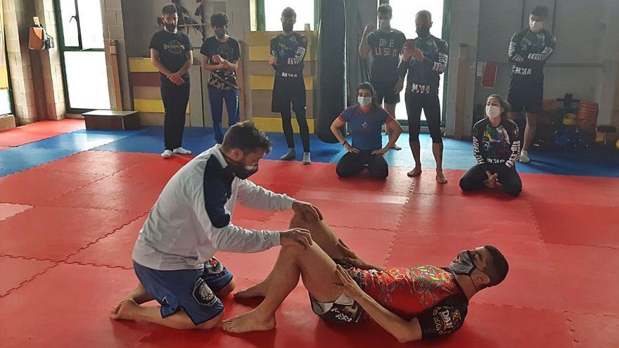 Jornada preparatoria en Bueu para el Campeonato de España de Grappling