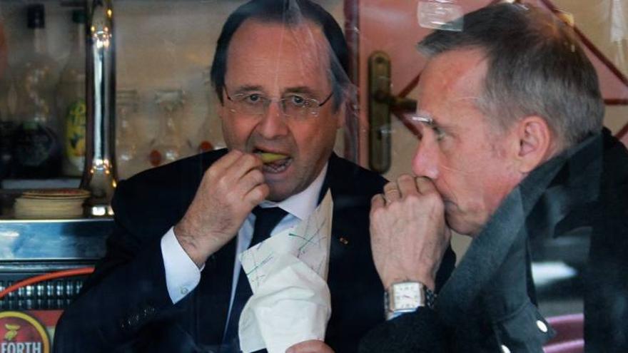 Francia castiga a Hollande y alza a la ultraderecha en las municipales