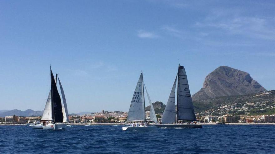 El pasado fin de semana los protagonistas fueron los cruceros que participaron en las regatas del Trofeo Sir Thomas Lipton y en el Trofeo Comodoro Federico Gimeno