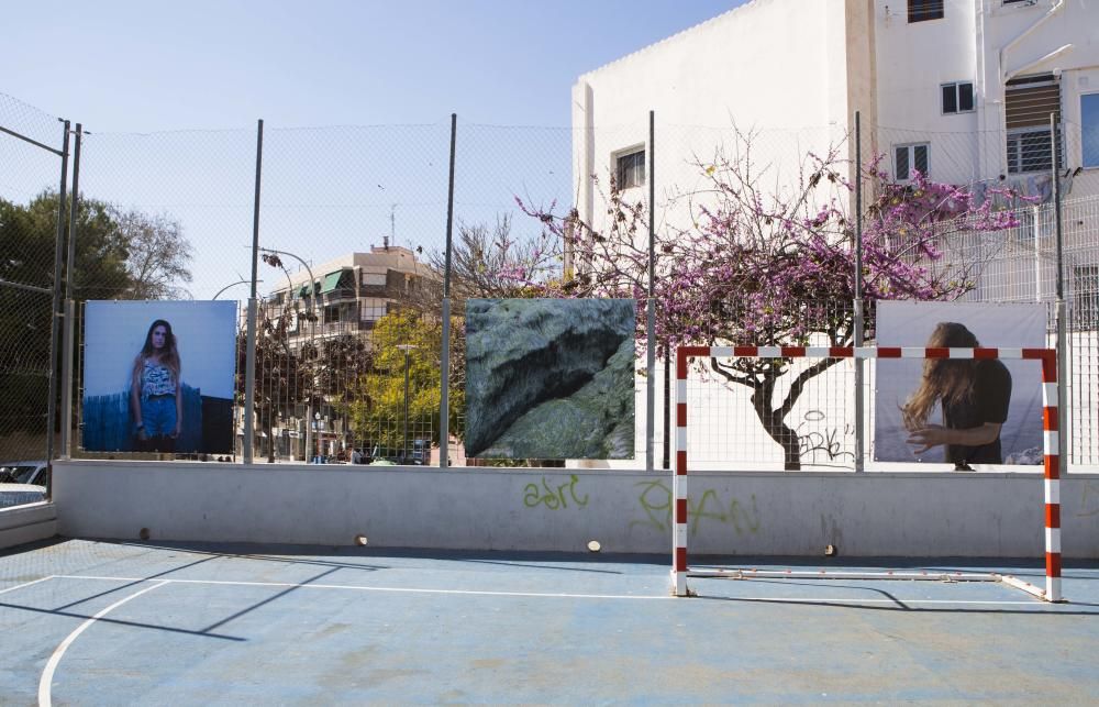 PhotoAlicante bate su récord de intervenciones urbanas y saca a la calle los proyectos de 14 artistas entre Alicante y Sant Joan.