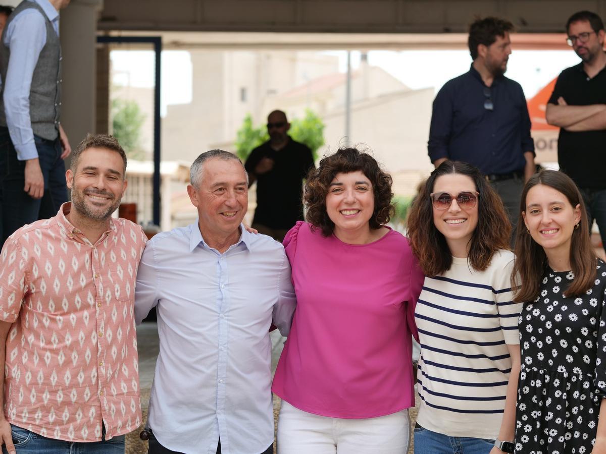 La alcaldable, en el centro, flanquada por Baldoví y Mas en su presentación del pasado 30 de abril