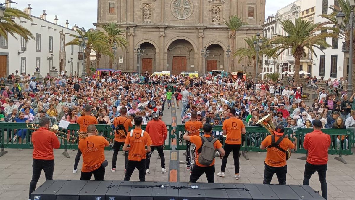 Festival Canariona en la Plaza de Santa Ana