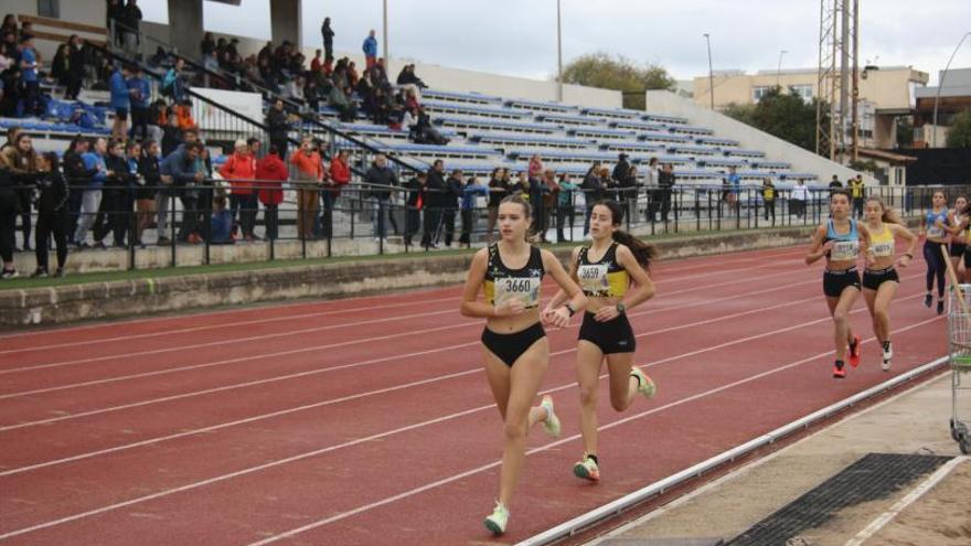 Carrera de 1.000 metros femeninos celebrada el pasado sábado en Son Castelló. | P. BOVER