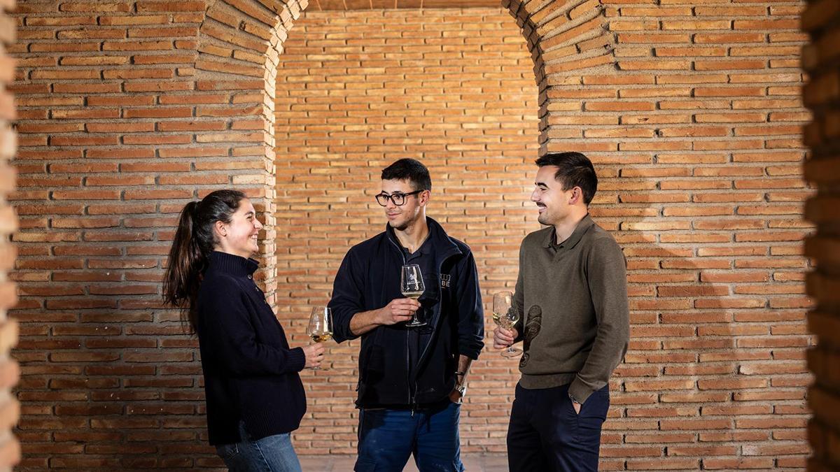 El equipo de Bodegas Escudero, tradición, conocimiento y mirada compartida hacia el futuro.