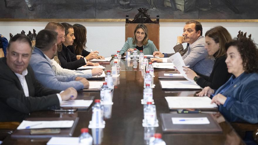 La Diputación refuerza el control de colonias felinas en 67 municipios de Castellón