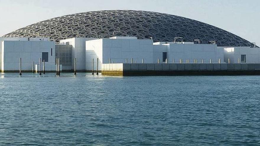 Edificio del Louvre de Abu Dabi, construido por el Grupo San José.