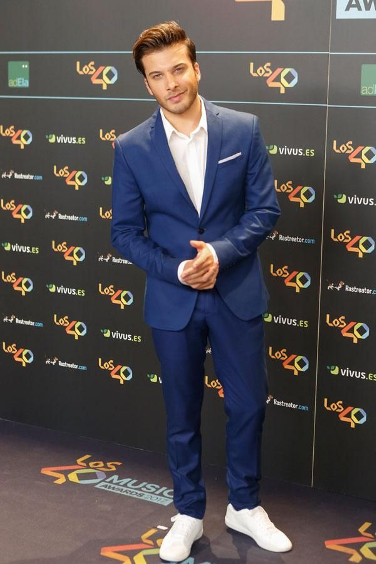 Blas en la fiesta de Los 40