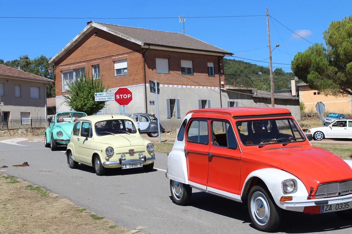 GALERIA I II Concentración de coches clásicos de Donado GALERIA I II Concentración de coches clásicos de Donado