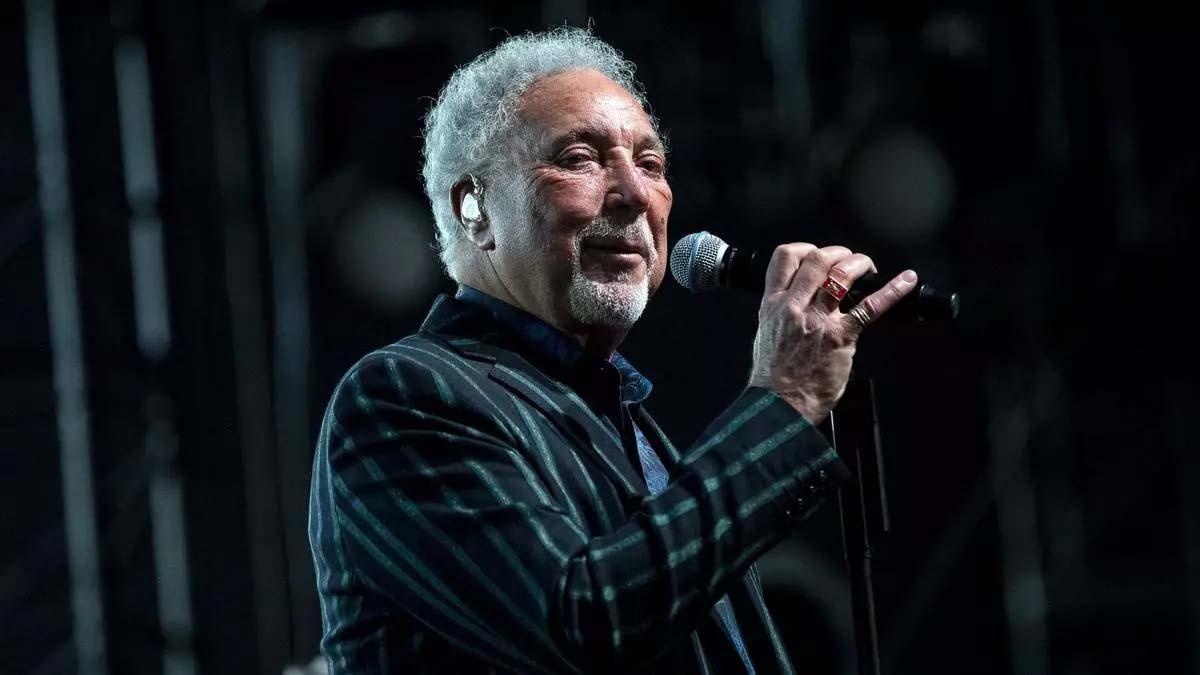 Tom Jones, el 'Tigre de Gales', dará un concierto en A Coruña el 2 de julio de 2026 en O Gozo Fest.