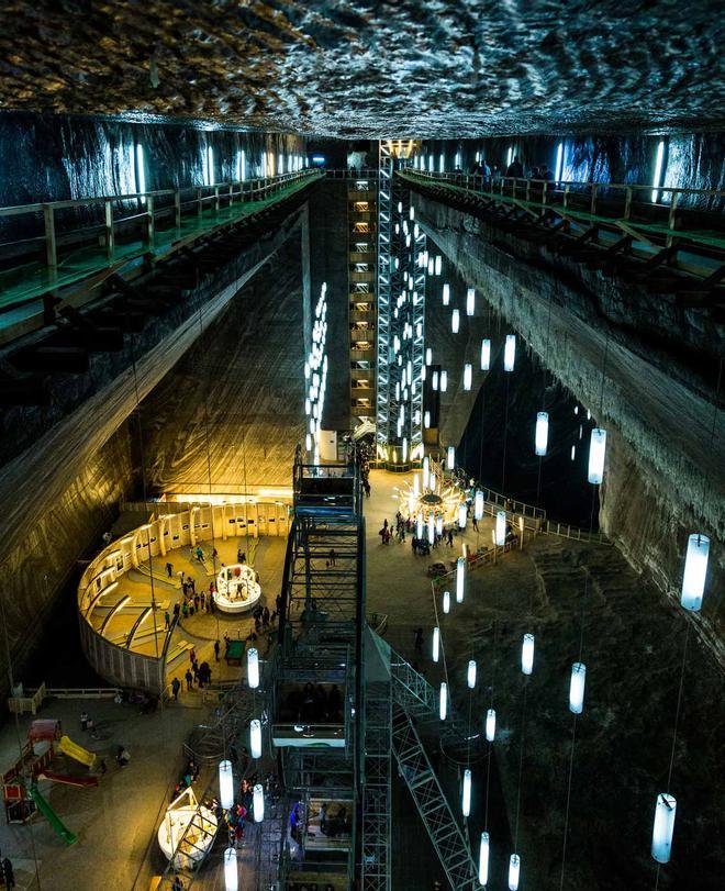 Interior de Salina Turda, Rumania