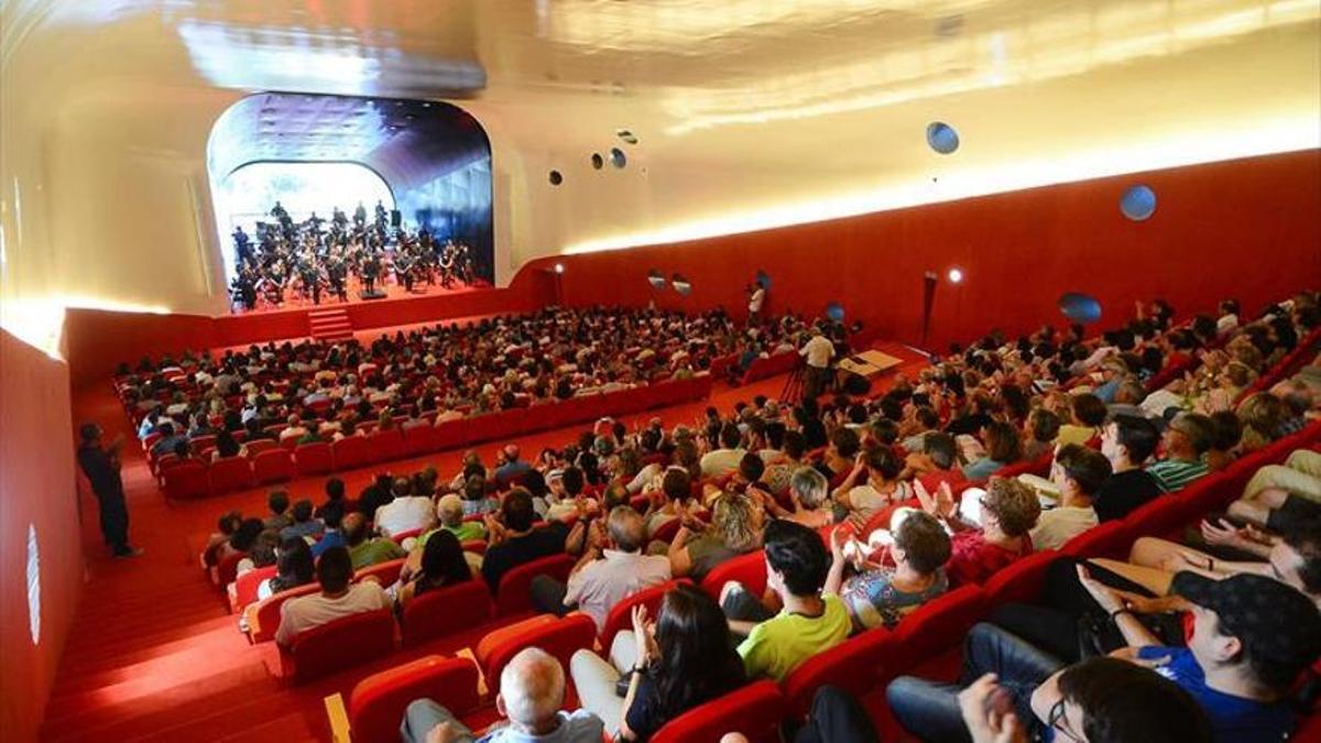 Palacio de congresos de Plasencia, que acogerá un congreso de turismo y digitalización.