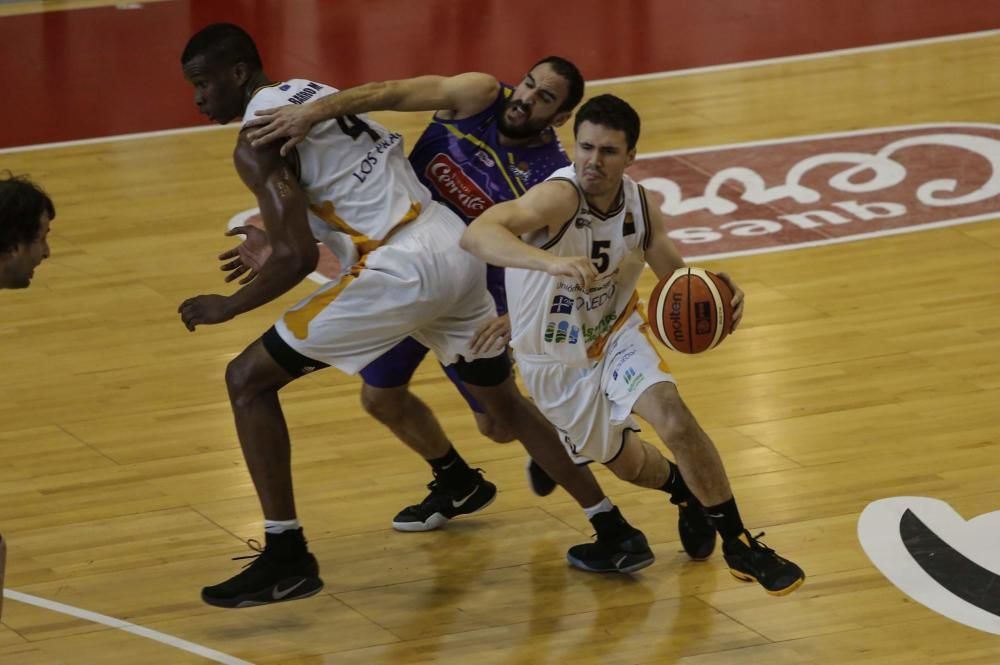 Partido del play-off de ascenso a ACB entre el Palencia y el Oviedo Baloncesto