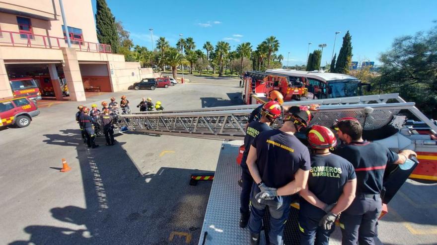 Una carrera de Bomberos con un ascenso a un edificio de 15 pisos