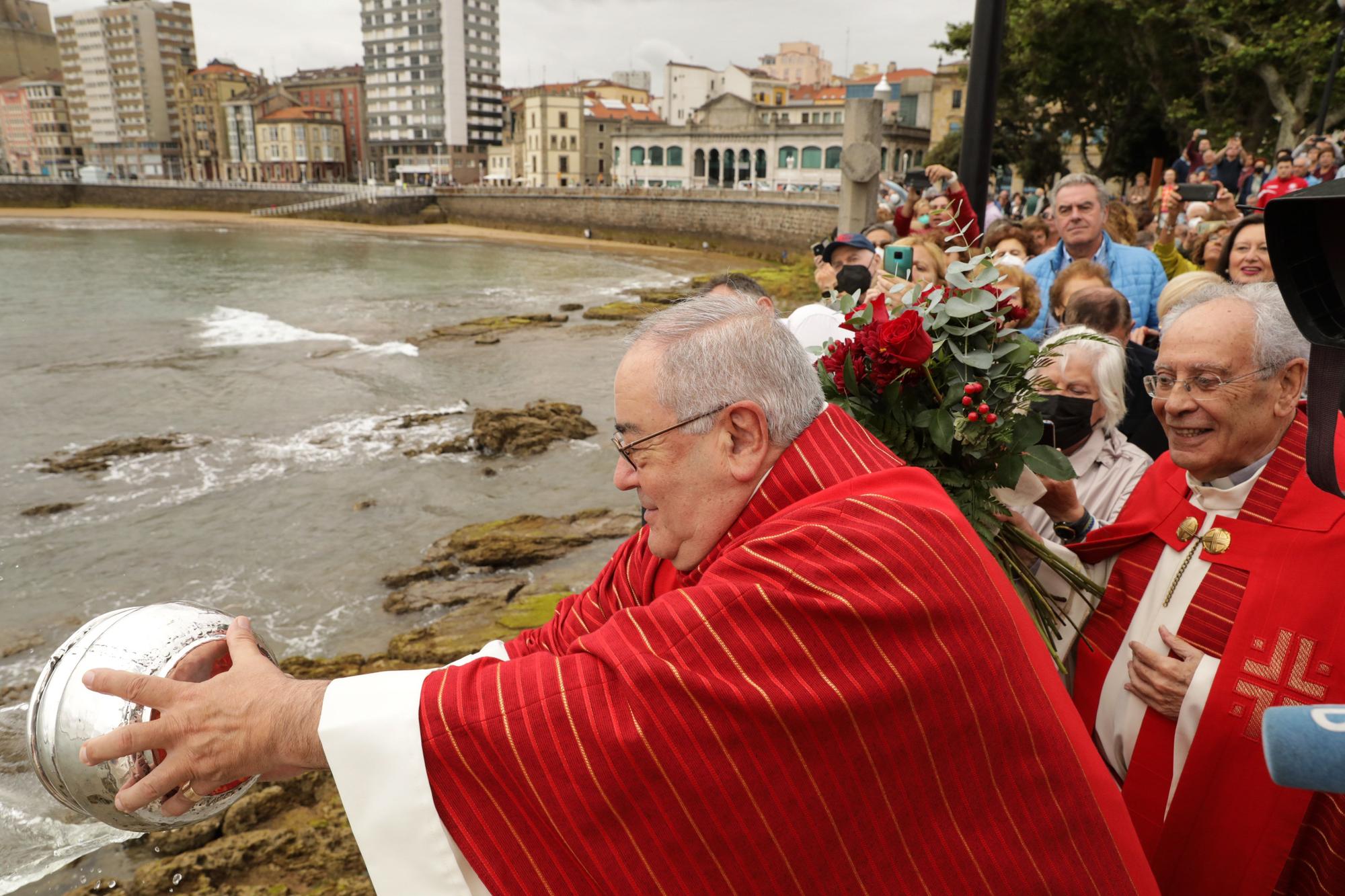 En imágenes: bendición de aguas por San Pedro en Gijón