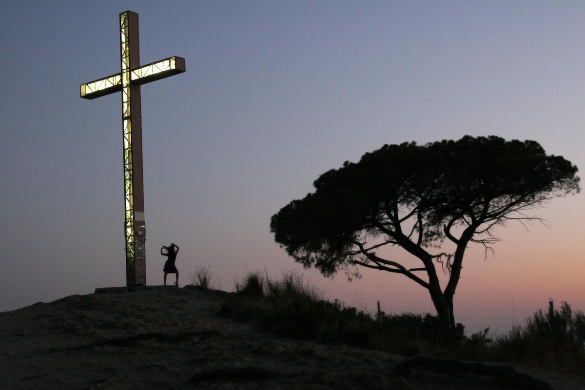 Este es el sorprendente origen de la Cruz de Benidorm: un símbolo para purgar los pecados.