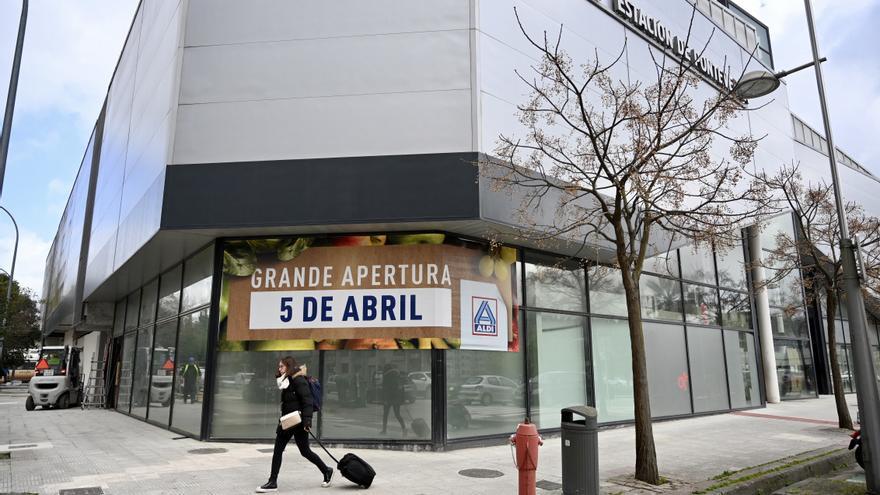 Aldi confirma que abrirá su supermercado en el centro comercial Vialia de  Pontevedra el 5 de abril
