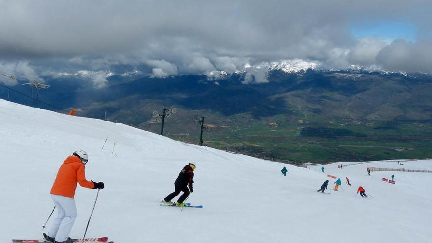 Masella tanca la temporada amb un rècord històric de 500.000 esquiadors