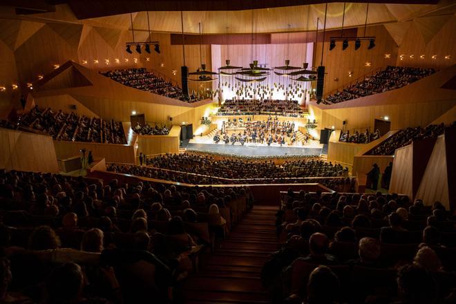 En imágenes | El gran concierto de Año Nuevo colma de emoción una sala Mozart a rebosar El gran concierto de Año Nuevo colma de emoción una sala Mozart a rebosar