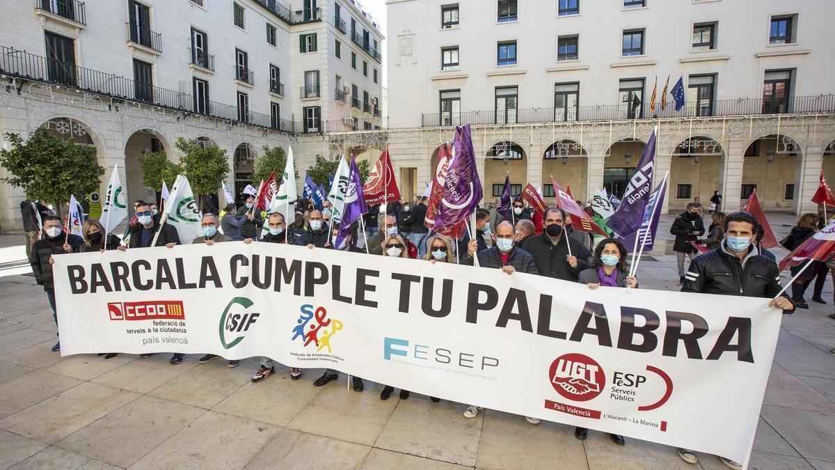 Una protesta sindical en la plaza del Ayuntamiento