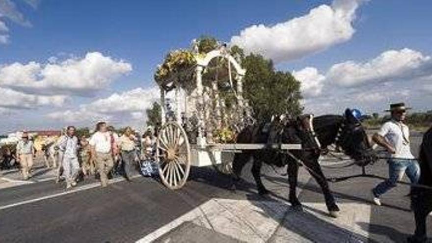 La Hermandad del Rocío de Córdoba inicia mañana su camino