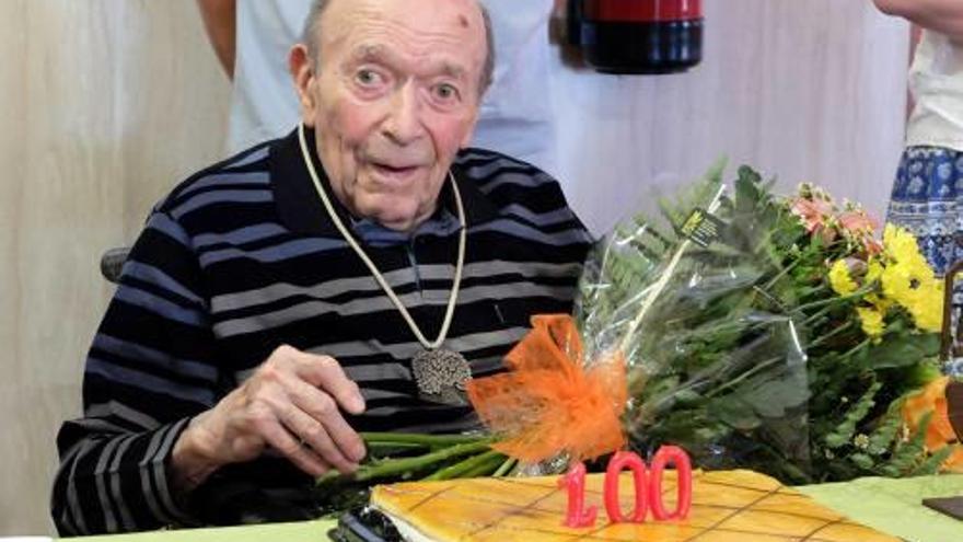 Josep Rahola d&#039;Espona, en la celebració dels 100 anys.