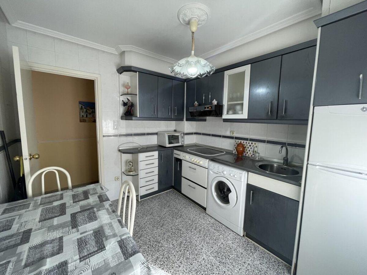 La cocina de la vivienda a la venta en Vadorrey