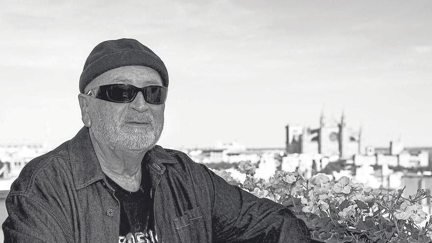 Biel Mesquida, escritor Premi d'Honor de les Lletres Catalanes: «Cada día ha de ser una resurrección»