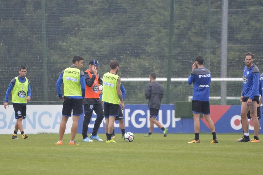 La plantilla se ejercita en las instalaciones de Abegondo con las ausencias de los internacionales Tyton, Borges, Andone, Valverde y Schär, concentrados con sus selecciones, y el lesionado Carlos Gil.