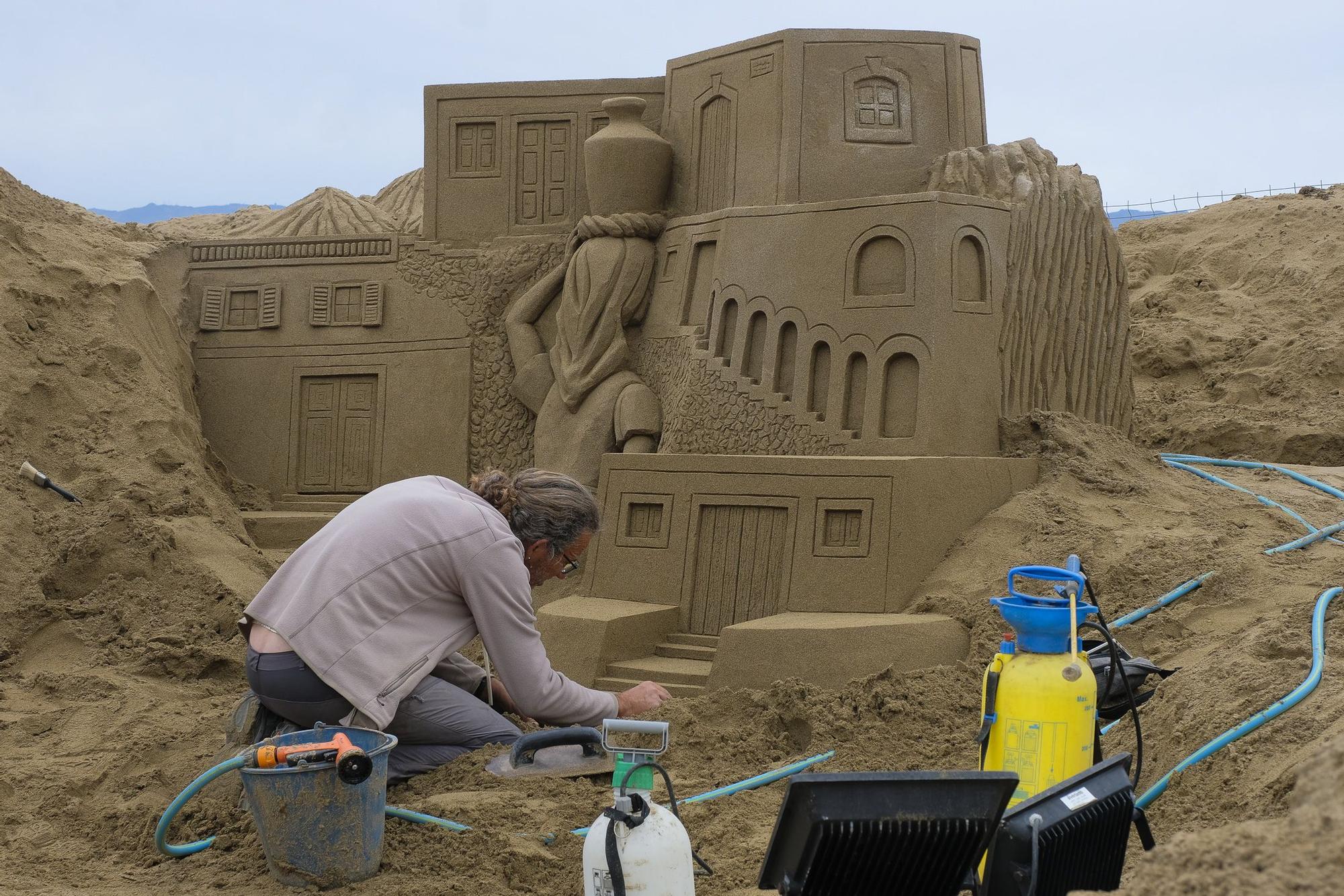 Inauguración del Belén de Arena en la playa de Las Canteras