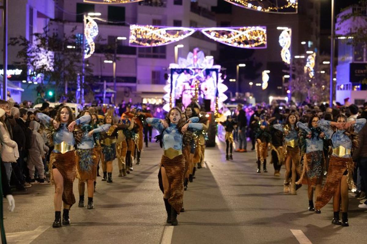 Mira aquí todas las fotos de la cabalgata de Reyes Magos en Ibiza