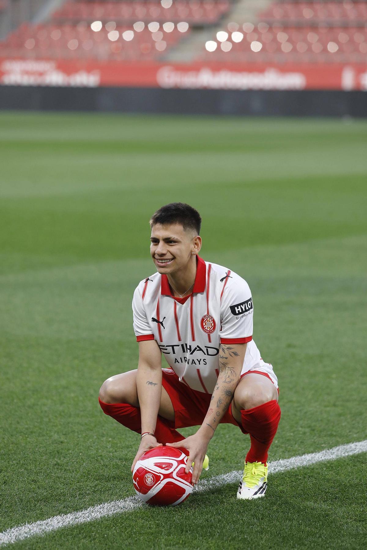 Les imatges de la presentació de Claudio Echeverri