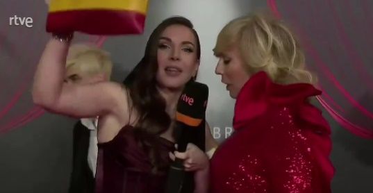 Inés Hernand en la alfombra roja de los Goya 2024