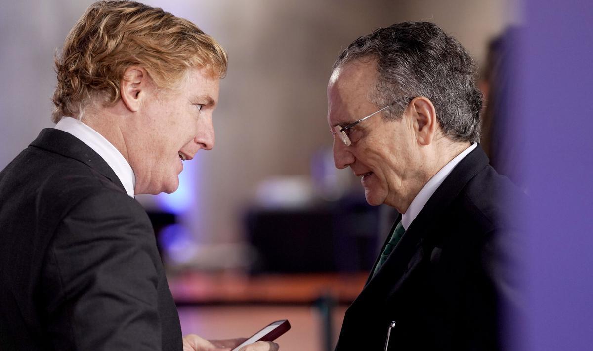 Javier Moll, presidente de Prensa Ibérica, e Ignacio Gragera, alcalde de Badajoz