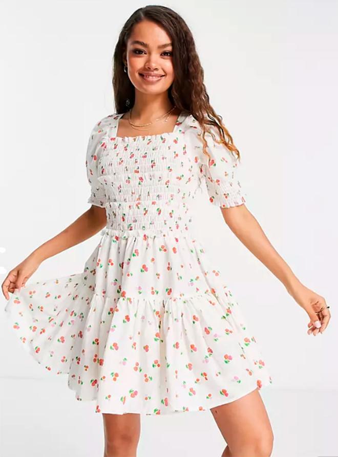 Vestido de cerezas rollo 'skater'