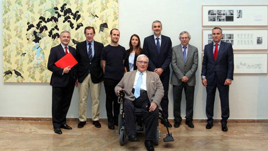 La Bienal Martínez Guerricabeitia premia dos obras sobre la superstición y la manipulación