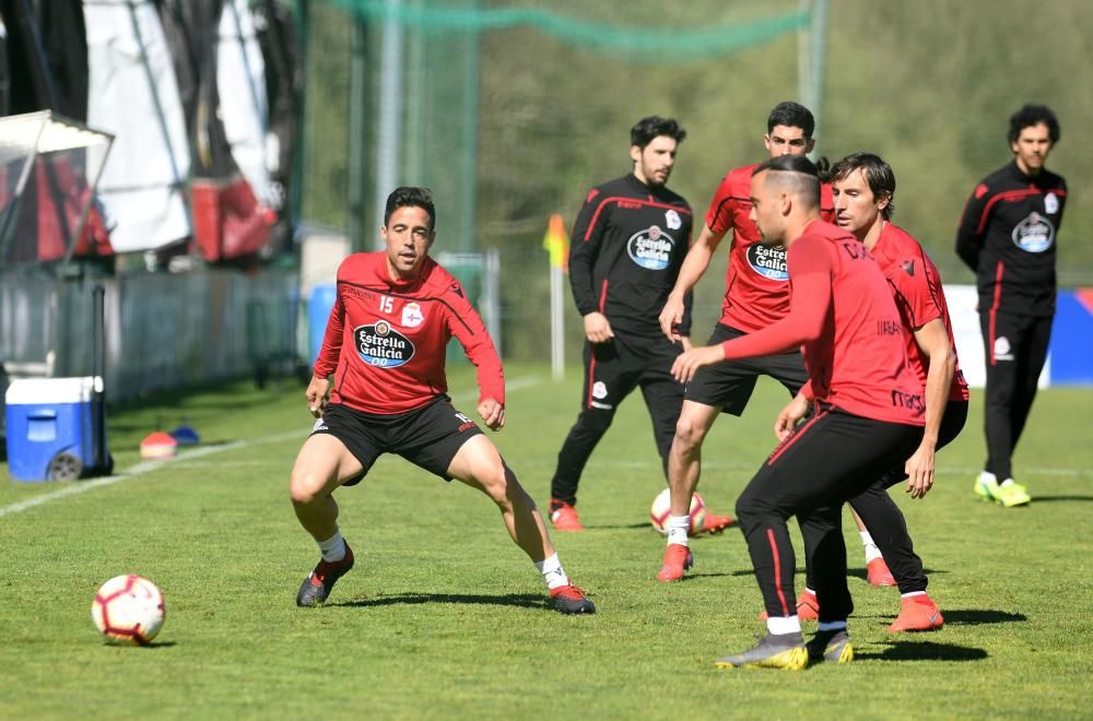 El Dépor prepara el partido de Oviedo