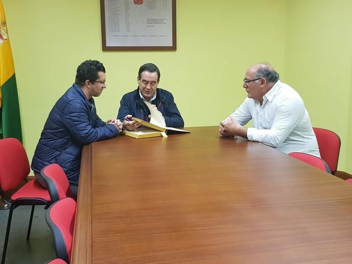 José Bono visita Gran Canaria antes de participar en el Foro Prensa Ibérica