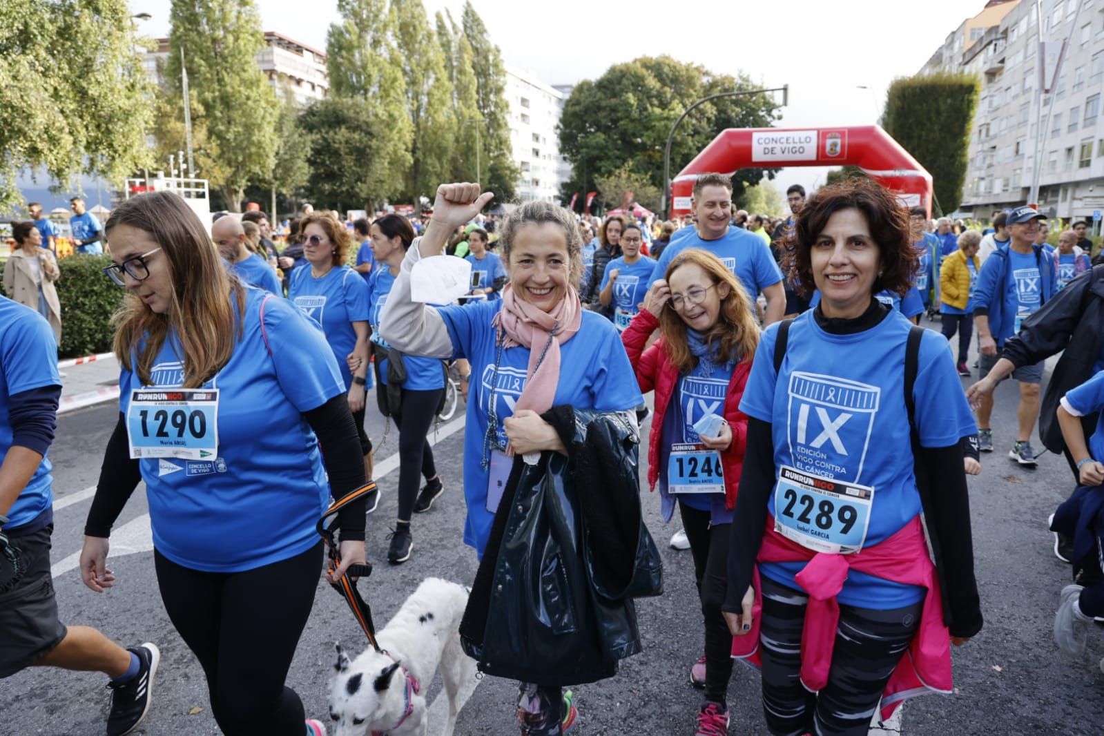 Más de 4.000 personas desafían al tiempo y corren contra el cáncer en Vigo