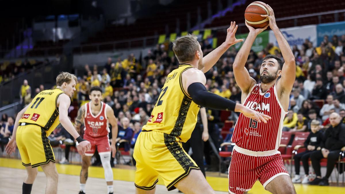 Emanuel Cate, en el partido Sopot-UCAM Murcia