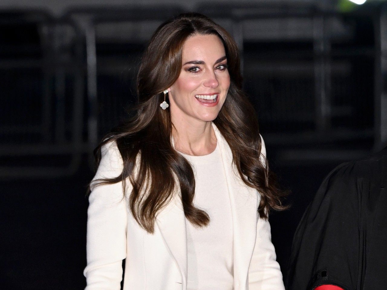 Kate Middleton vuelve a crear tendencia con su look