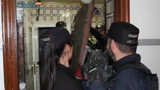 Nueve detenidos al desmantelar un importante punto de venta de drogas en Molina