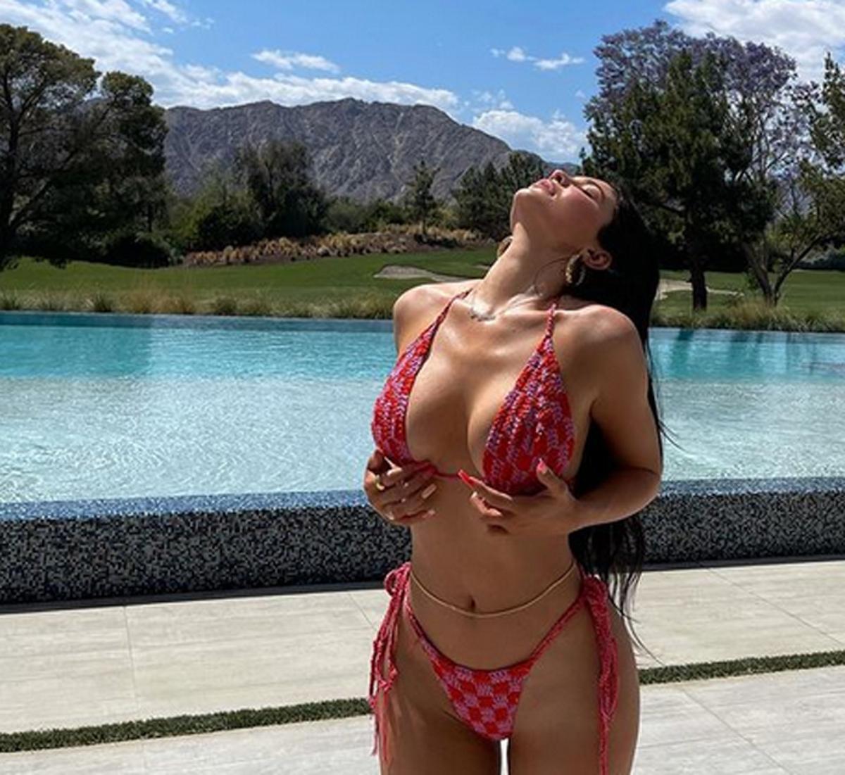 El espectacular posado hot de Kylie Jenner