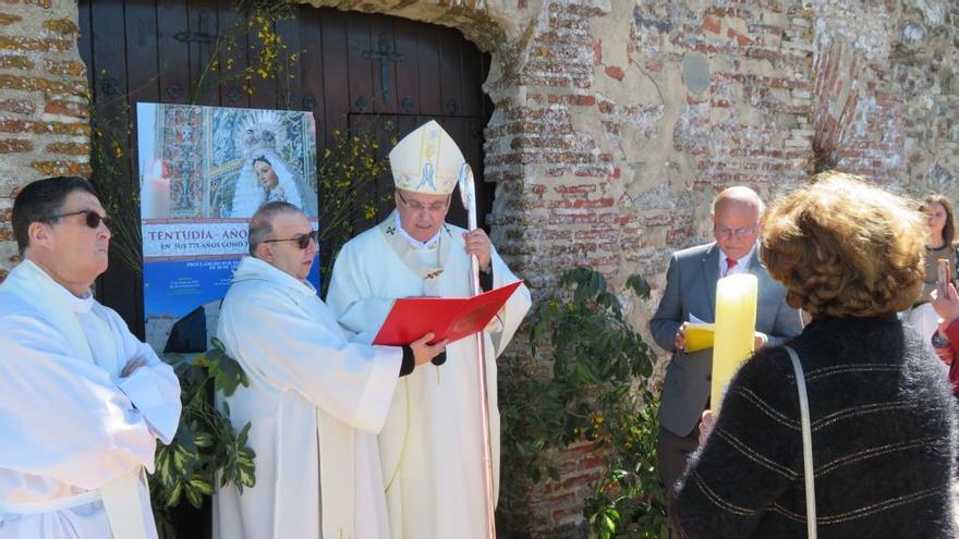 Tentudía clausura su Año Santo con la visita de 16.000 peregrinos